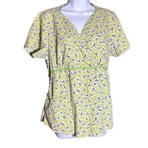 SB Scrubs Floral Print Wrap Top – Size M – Short Sleeve